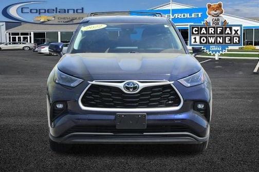 2022 Toyota Highlander LE