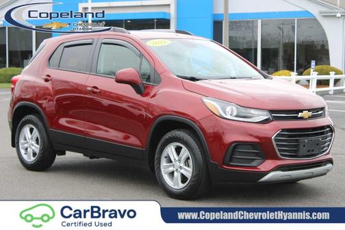 Crimson Metallic 2022 Chevrolet Trax LT