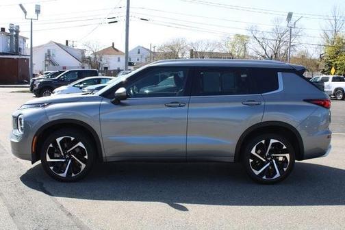 2022 Mitsubishi Outlander SEL