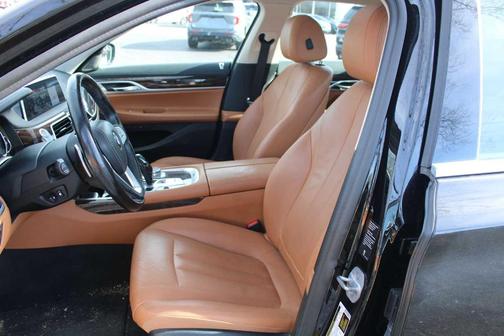 2019 BMW 740 i xDrive