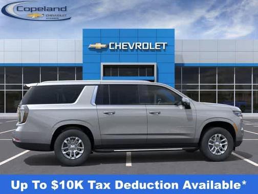 2025 Chevrolet Suburban LT
