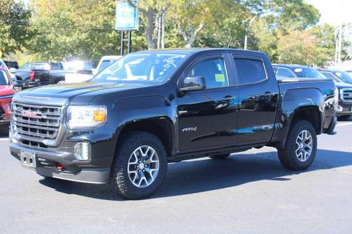 2022 GMC Canyon AT4 w/Leather