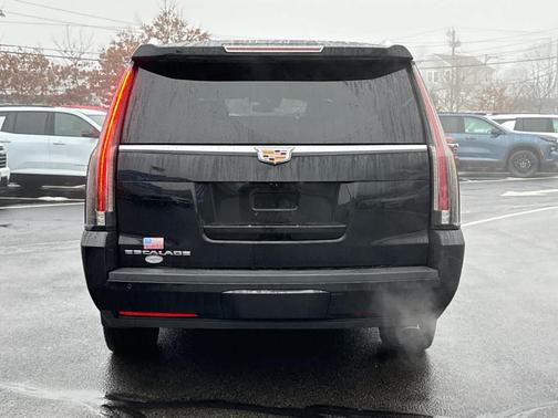 2020 Cadillac Escalade ESV Luxury