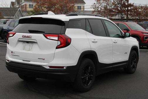 2022 GMC Terrain AT4