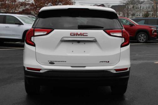 2022 GMC Terrain AT4