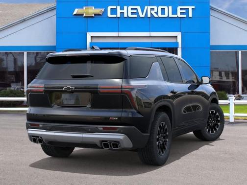 Mosaic Black Metallic 2026 Chevrolet Traverse Z71