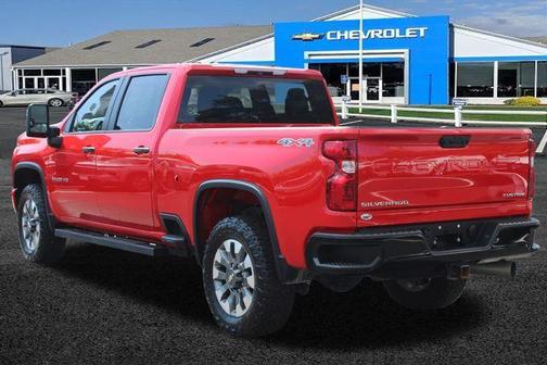 2022 Chevrolet Silverado 2500 Custom
