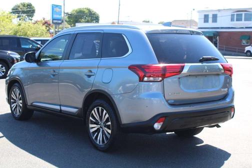 Mercury Gray Metallic 2019 Mitsubishi Outlander SEL