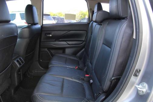 Mercury Gray Metallic 2019 Mitsubishi Outlander SEL