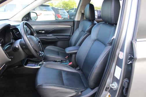 Mercury Gray Metallic 2019 Mitsubishi Outlander SEL