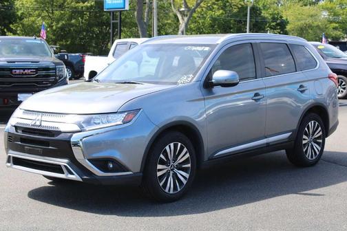 Mercury Gray Metallic 2019 Mitsubishi Outlander SEL