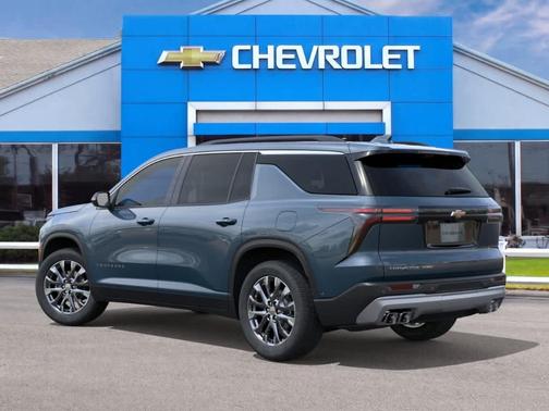 Lakeshore Blue Metallic 2026 Chevrolet Traverse LT