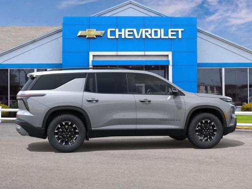 Sterling Gray Metallic 2026 Chevrolet Traverse Z71