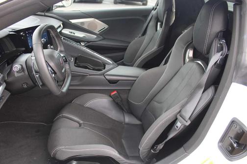 2024 Chevrolet Corvette Stingray w/2LT