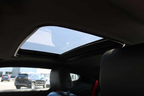 Summit White 2021 Chevrolet Camaro 2LT