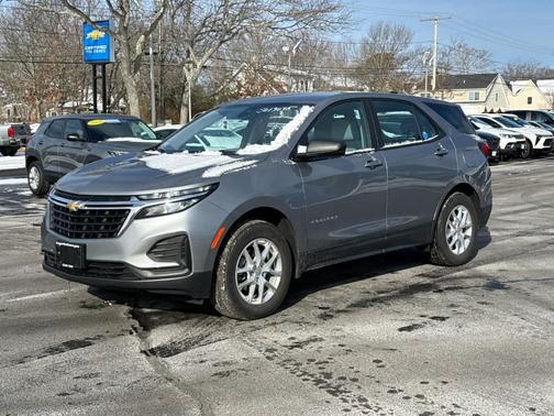 2023 Chevrolet Equinox LS
