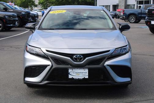 Celestial Silver Metallic 2022 Toyota Camry SE