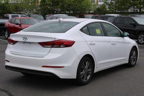 Quartz White Pearl 2018 Hyundai ELANTRA SEL