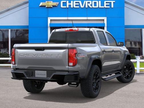 Sterling Gray Metallic 2026 Chevrolet Colorado Trail Boss