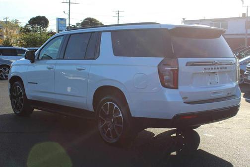 2022 Chevrolet Suburban RST
