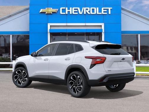 Summit White 2026 Chevrolet Trax 2RS