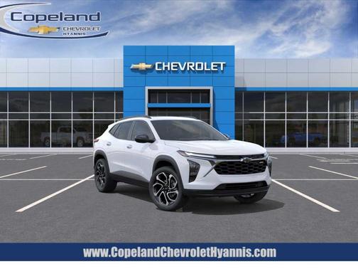 Summit White 2026 Chevrolet Trax 2RS