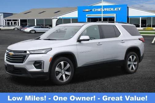2022 Chevrolet Traverse LT Leather