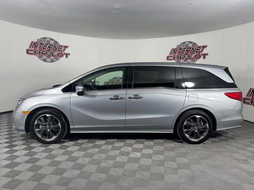 2024 Honda Odyssey Elite Minivan 4D