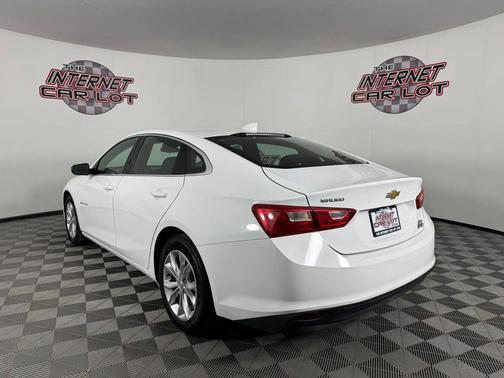 White 2023 Chevrolet Malibu LT