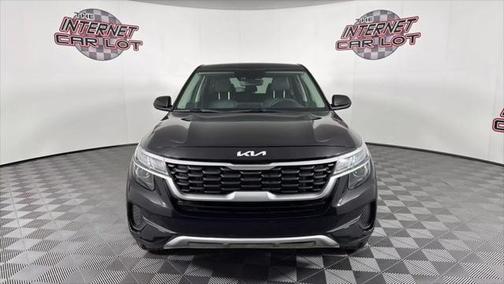 2022 Kia Seltos LX Sport Utility 4D