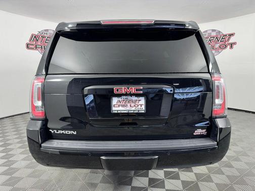 Black 2020 GMC Yukon SLT