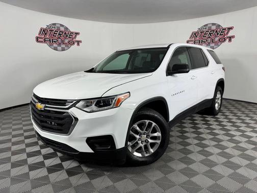 White 2021 Chevrolet Traverse LS
