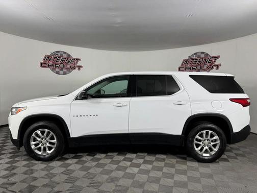 White 2021 Chevrolet Traverse LS
