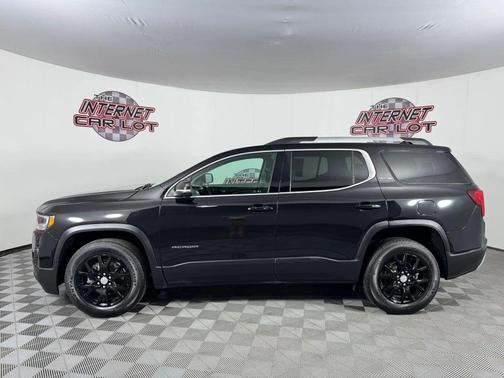Black 2023 GMC Acadia SLE Sport Utility 4D