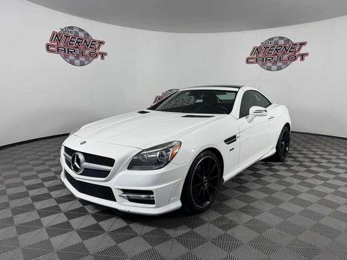 White 2015 Mercedes-Benz SLK-Class SLK 250