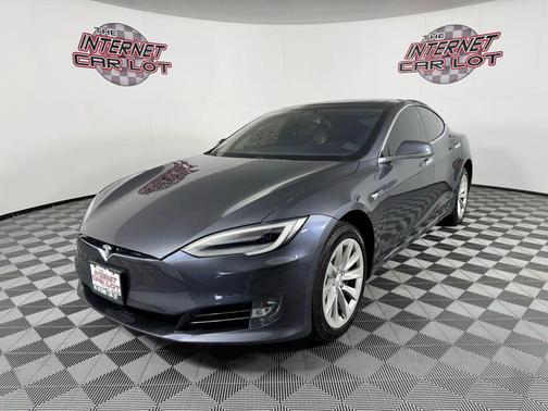 2017 Tesla Model S 90D