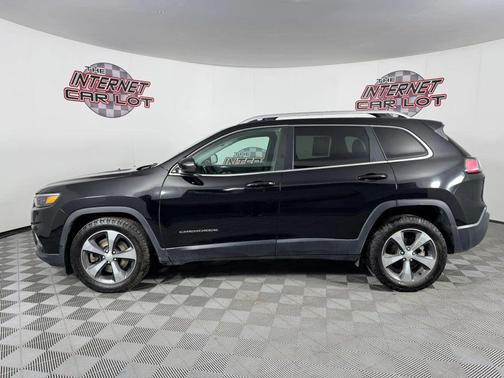 Black 2019 Jeep Cherokee Limited
