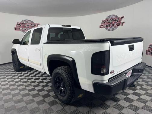 2008 Chevrolet Silverado 1500 LTZ Crew Cab
