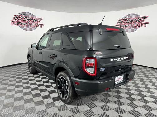 2023 Ford Bronco Sport Outer Banks Sport Utility 4D
