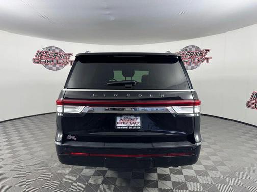 2022 Lincoln Navigator Standard Sport Utility 4D