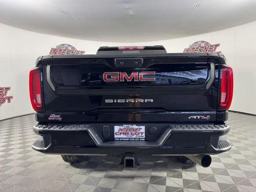 Black 2021 GMC Sierra 2500 AT4