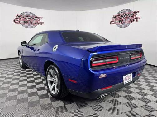 2020 Dodge Challenger SXT