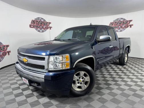 Blue 2008 Chevrolet Silverado 1500 LT
