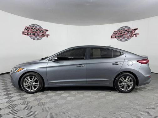 Gray 2018 Hyundai ELANTRA SEL