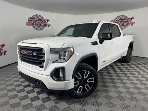 White 2021 GMC Sierra 1500 AT4