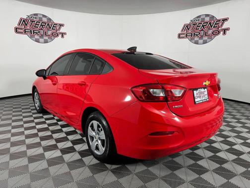 2018 Chevrolet Cruze LS