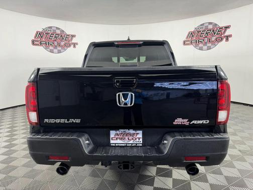 Black 2021 Honda Ridgeline RTL