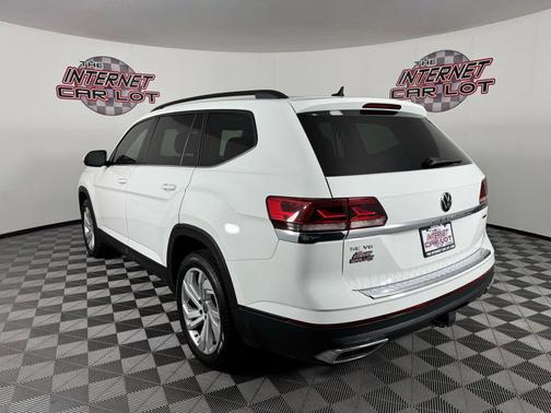 2022 Volkswagen Atlas 3.6L SE w/Technology