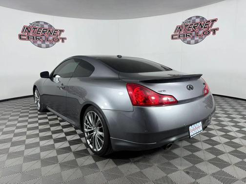 Gray 2013 INFINITI G37 G37 Journey Coupe 2D
