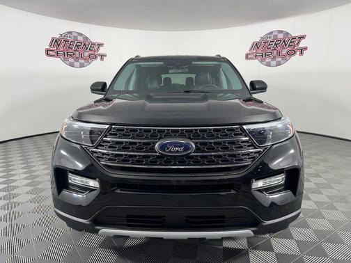 2022 Ford Explorer XLT Sport Utility 4D